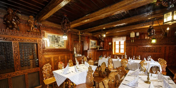 Pobyt vo vychýrenom historickom penzióne Rejvíz s výborným jedlom a wellness