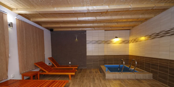 Pobyt vo vychýrenom historickom penzióne Rejvíz s výborným jedlom a wellness