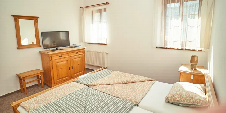 Pohoda v Jeseníkoch: raňajky alebo polpenzia, prosecco aj sauna s výhľadom