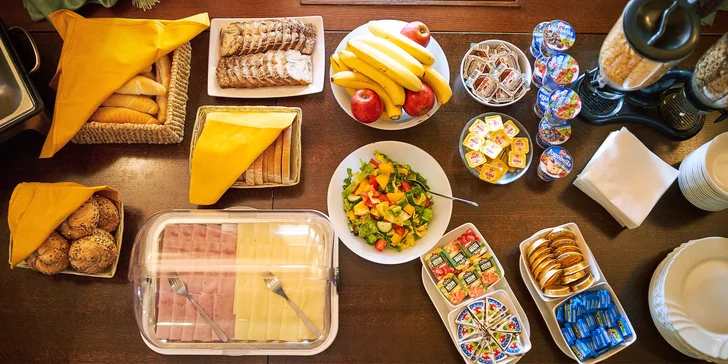 Pohoda v Jeseníkoch: raňajky alebo polpenzia, prosecco aj sauna s výhľadom