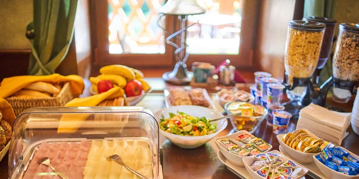 Pohoda v Jeseníkoch: raňajky alebo polpenzia, prosecco aj sauna s výhľadom