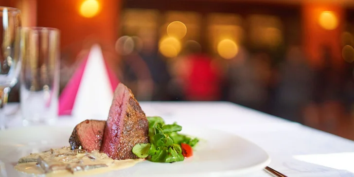 Pohoda v Jeseníkoch: raňajky alebo polpenzia, prosecco aj sauna s výhľadom