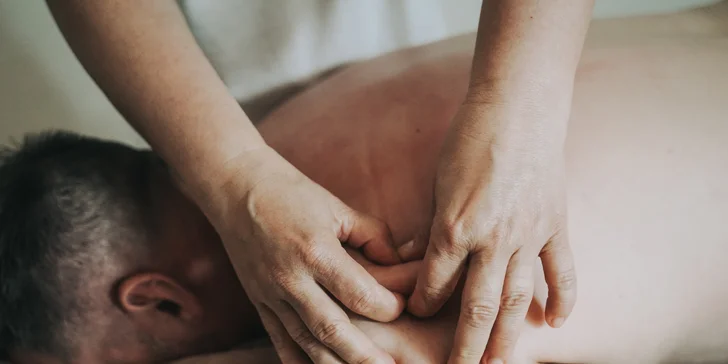 Klasická masáž vrátane rašelinového zábalu či bankovania