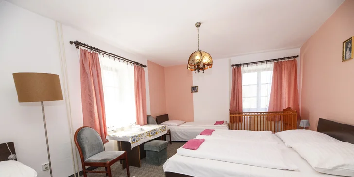 Farma pri Znojme: pobyt s raňajkami alebo polpenziou aj jazdou na koni alebo v koči