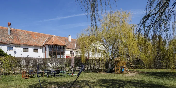 Farma pri Znojme: pobyt s raňajkami alebo polpenziou aj jazdou na koni alebo v koči