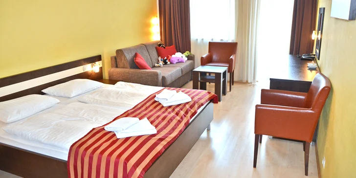 Pobyt vo Vodnom parku Bešeňová s termálnymi bazénmi pre dvoch aj celú rodinu