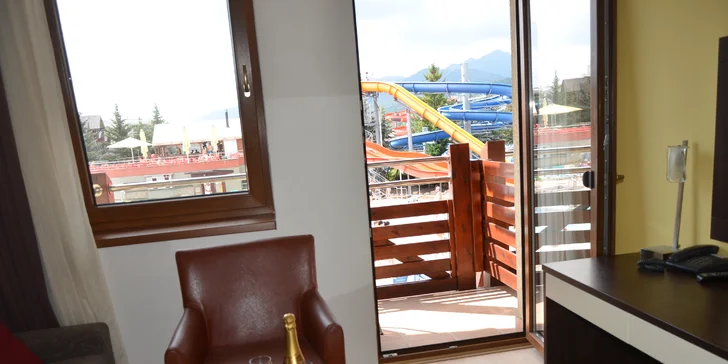 Pobyt vo Vodnom parku Bešeňová s termálnymi bazénmi pre dvoch aj celú rodinu