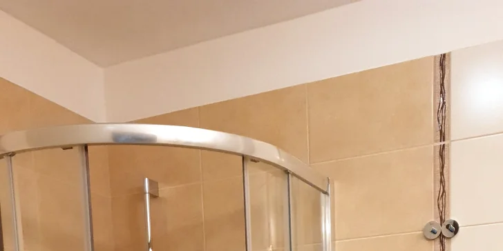 Pobyt vo Vodnom parku Bešeňová s termálnymi bazénmi pre dvoch aj celú rodinu