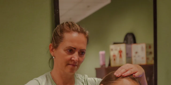 Fyzio masáž chrbta alebo vstupné vyšetrenie aj s individuálnou fyzioterapiou v centre FYZIO – ZY