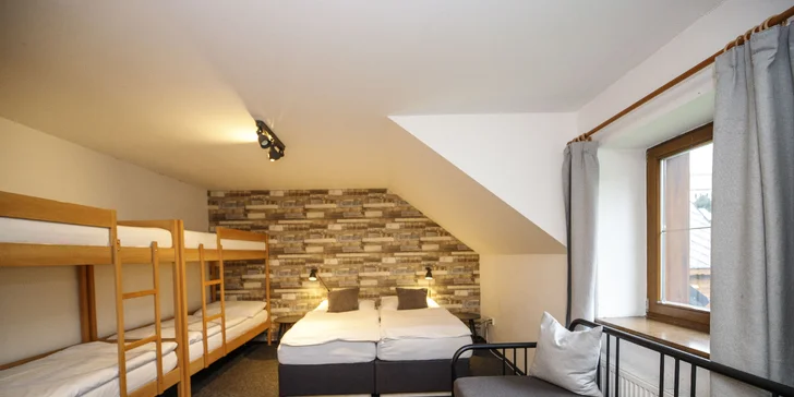 Penzión v Jeseníkoch s polpenziou a bazénom: izby až pre 8 osôb