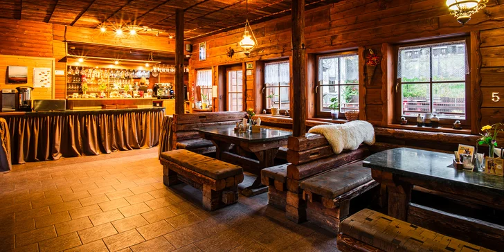 Penzión v Jeseníkoch s polpenziou a bazénom: izby až pre 8 osôb