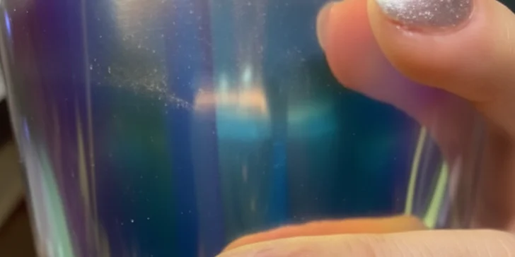 Klasická manikúra, gél lak alebo nové gélové nechty