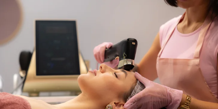 Ošetrenie prístrojom HIFU: neinvazívny lifting tváre a spevnenie pokožky tela