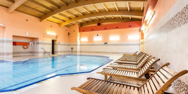 Poľské kúpeľné mesto Kudowa-Zdrój pri českých hraniciach: pobyt s raňajkami alebo polpenziou a wellness