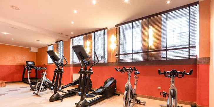 Poľské kúpeľné mesto Kudowa-Zdrój pri českých hraniciach: pobyt s raňajkami alebo polpenziou a wellness