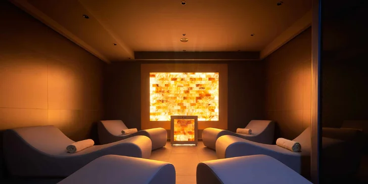 Chorvátsky Split: 4* hotel pri pláži, wellness, raňajky, plná penzia alebo polpenzia