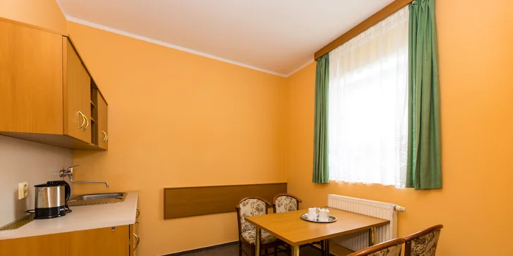 Pobyt v Novom Bore s jedlom aj prehliadkou pivovaru a sklárskeho múzea