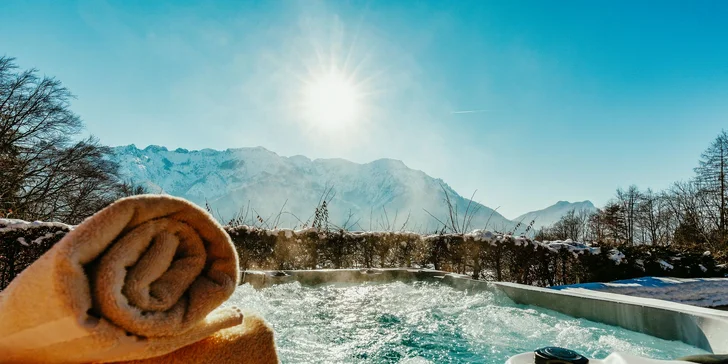 Nemecko pre dvoch aj rodinu: chalet s privátnym aj verejným wellness a raňajky