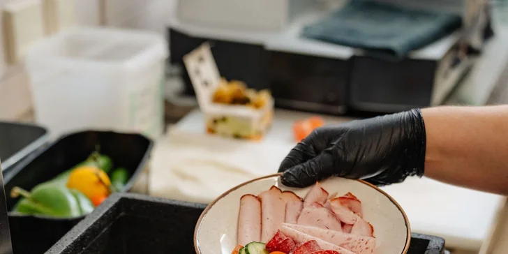 Nemecko pre dvoch aj rodinu: chalet s privátnym aj verejným wellness a raňajky