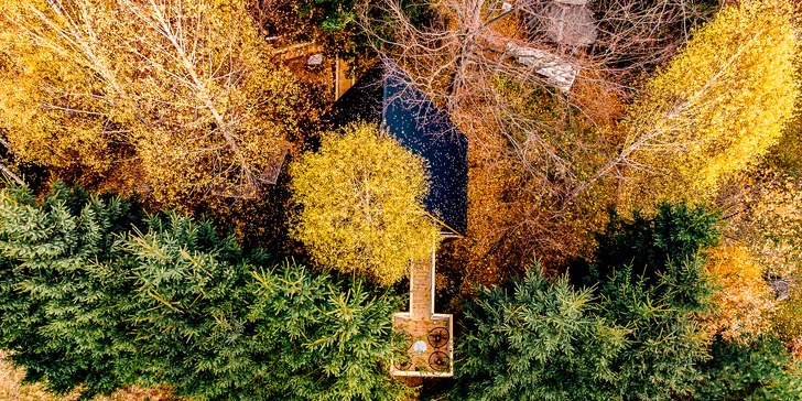 Pobyt v krásnom domčeku v korunách stromov v úžasnej prírode Martinských holí