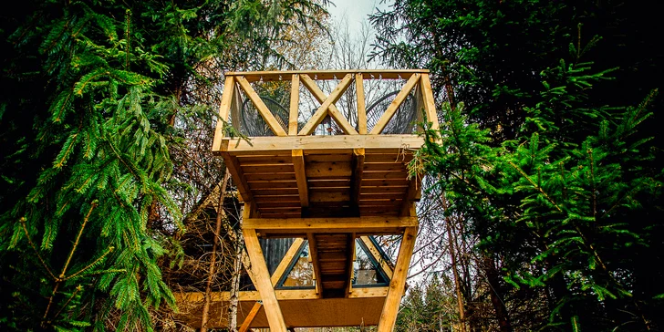 Pobyt v krásnom domčeku v korunách stromov v úžasnej prírode Martinských holí
