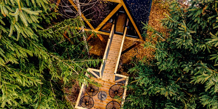 Pobyt v krásnom domčeku v korunách stromov v úžasnej prírode Martinských holí