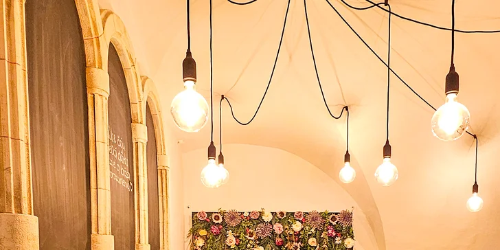 Espresso a cookies, capuccino a cookies, Matcha Latte alebo HOJICHA Latte pre 2 osoby