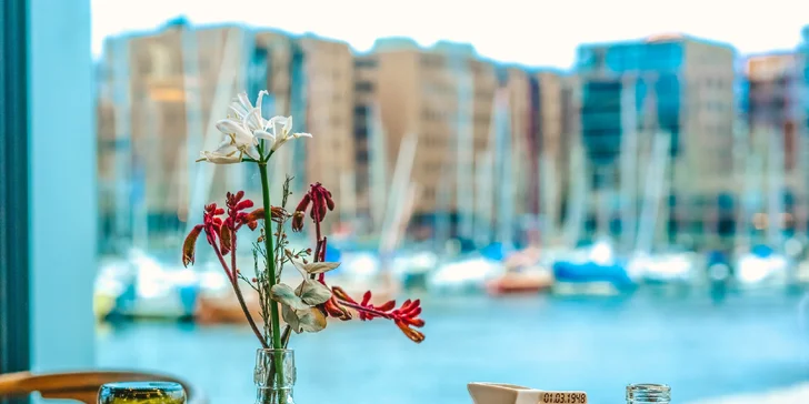 Objavte čarovné uličky Amsterdamu: 4* hotel pri mori s raňajkami alebo polpenziou