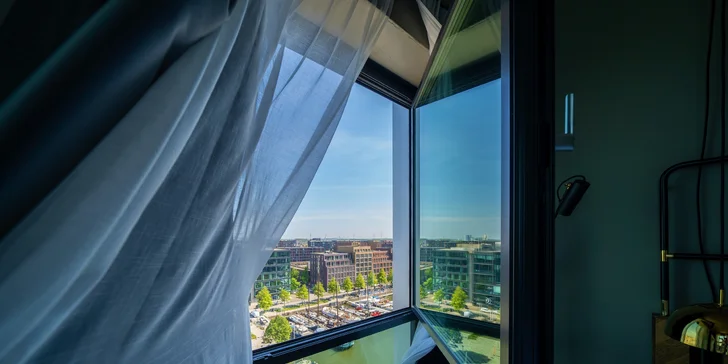 Objavte čarovné uličky Amsterdamu: 4* hotel pri mori s raňajkami alebo polpenziou