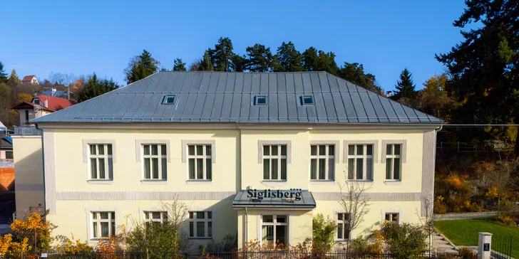 Trojchodová večera v prostredí Boutique hotela Siglisberg v obci Štiavnické Bane