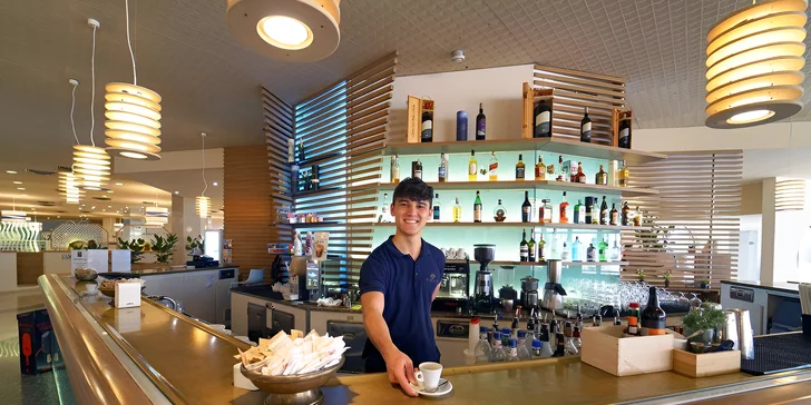 Dovolenka na Sardínii: 4* rodinný hotel pri pláži s all inclusive light, 3 bazény, animácie