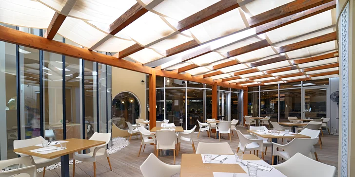 Dovolenka na Sardínii: 4* rodinný hotel pri pláži s all inclusive light, 3 bazény, animácie