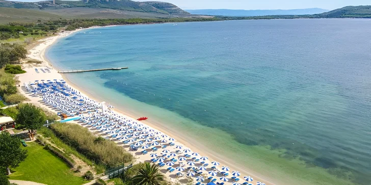 Dovolenka na Sardínii: 4* rodinný hotel pri pláži s all inclusive light, 3 bazény, animácie