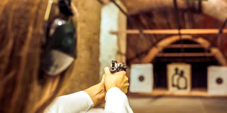 Grófsky pobyt v kaštieli neďaleko Nitry s polpenziou, bowling