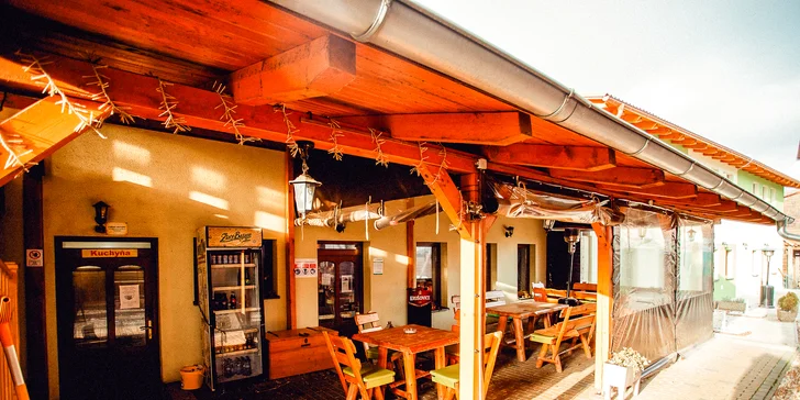 Výnimočný pobyt v penzióne neďaleko Martina s polpenziou a vstupom do wellness