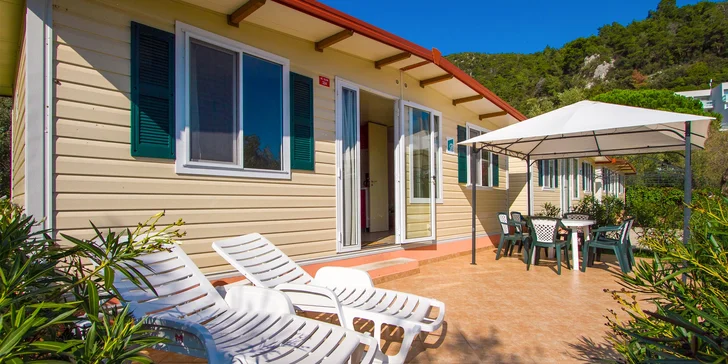 Chorvátsky Rabac: mobilný domček pre 4 osoby, blízko pláže, bazény, športový a zábavný program