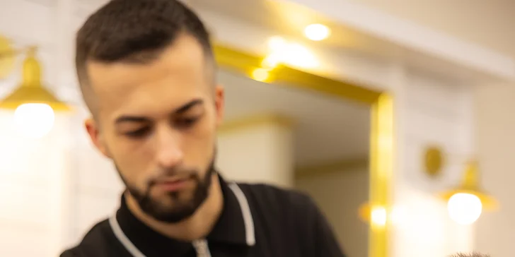 Služby barbera: pánsky strih aj s úpravou brady či masážou hlavy