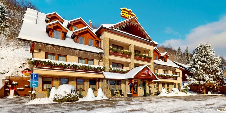 Rodinný hotel v Terchovej: na skok Jánošíkové diery aj Vrátna dolina, raňajky a sauna ako bonus