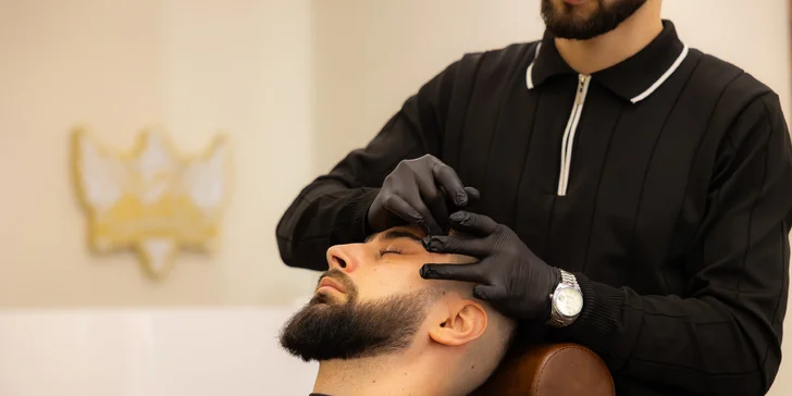 Služby barbera: pánsky strih aj s úpravou brady či masážou hlavy