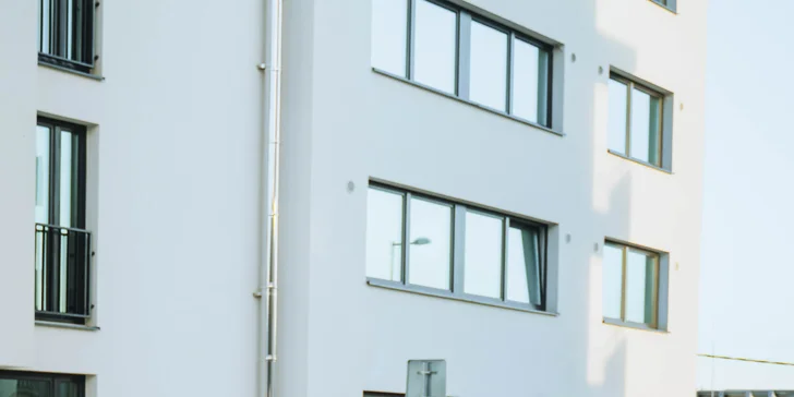 Zážitková jazda v DODGE Challenger 6,4 HEMI V8 alebo nadupaný duel s talianskou ikonou FERRARI či LAMBORGHINI