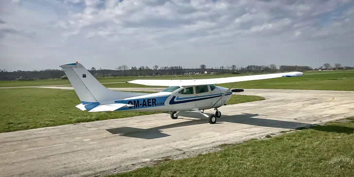 Vyhliadkový let lietadlom Cessna 182 s možnosťou pilotovať