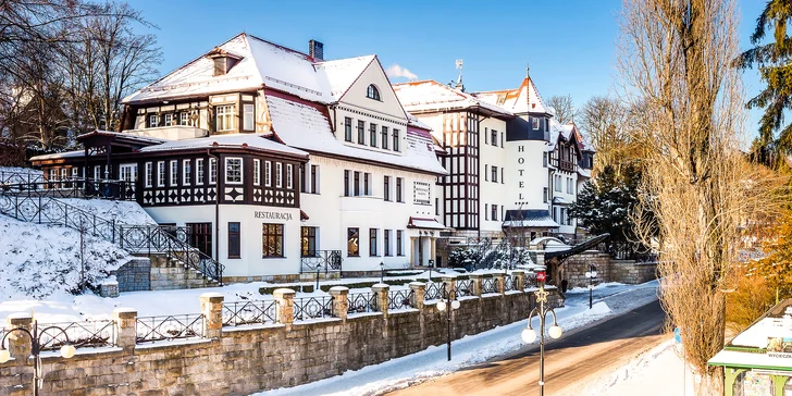 Polanica Zdrój: historický hotel s wellness, polpenzia aj vybavenie pre rodiny