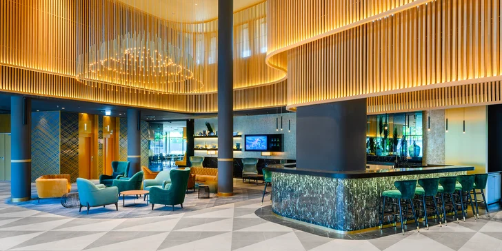 Wellness pobyt: polpenzia, neobmedzený vstup do aquaparku aj zábavného centra pre deti a dospelých