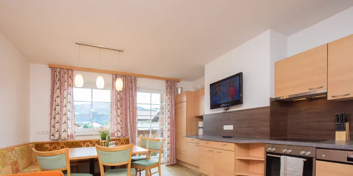 Alpské stredisko Flachau: apartmány so vstupom do wellness, v lete karta výhod