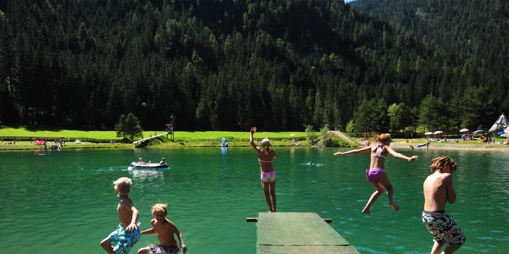 Alpské stredisko Flachau: apartmány so vstupom do wellness, v lete karta výhod