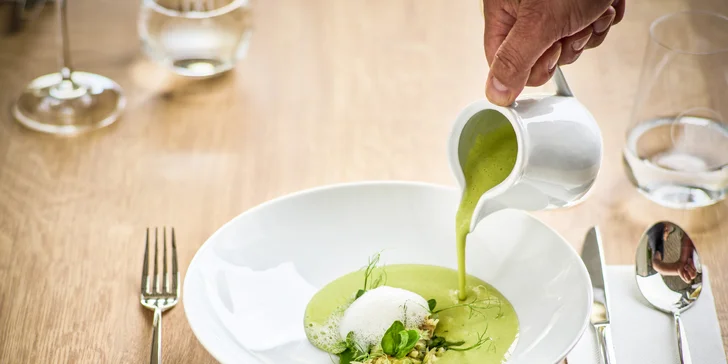 Pobyt v centre Mikulova: raňajky aj 3-chodová večera a návšteva vínnej pivnice