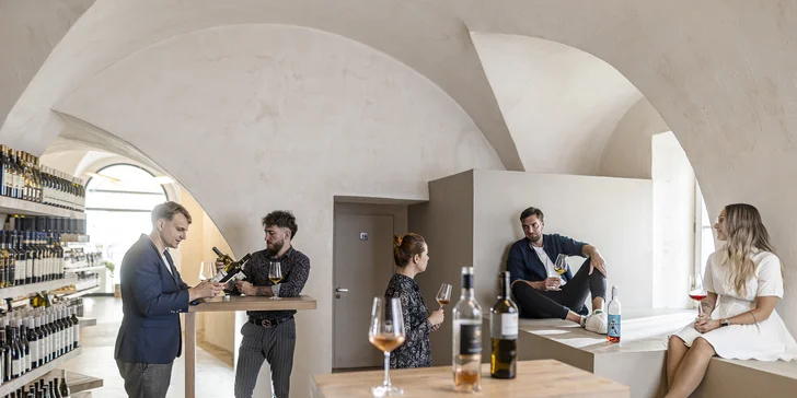 Pobyt v centre Mikulova: raňajky aj 3-chodová večera a návšteva vínnej pivnice