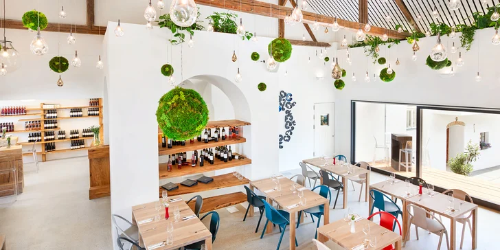 Pobyt v centre Mikulova: raňajky aj 3-chodová večera a návšteva vínnej pivnice