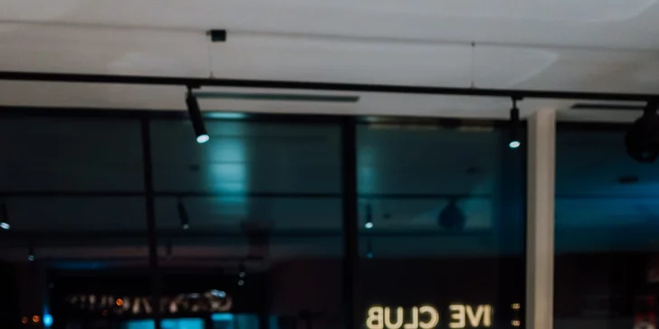 Jazda na profesionálnom pretekárskom simulátore aj prenájom simulátora na večer s priateľmi