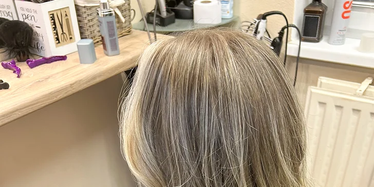 Dámsky strih aj s kaviárovou kúrou alebo melír či balayage